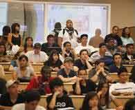 US colleges set enrollment record