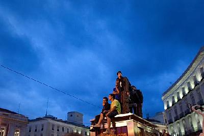 Inspired by Arab protests, Spain's unemployed rally for change