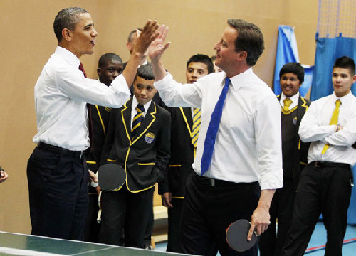 US President Barack Obama and first lady Michella Obama in Britain and Ireland