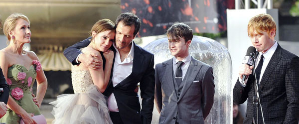 'Harry Potter and the Deathly Hallows - Part 2' premieres